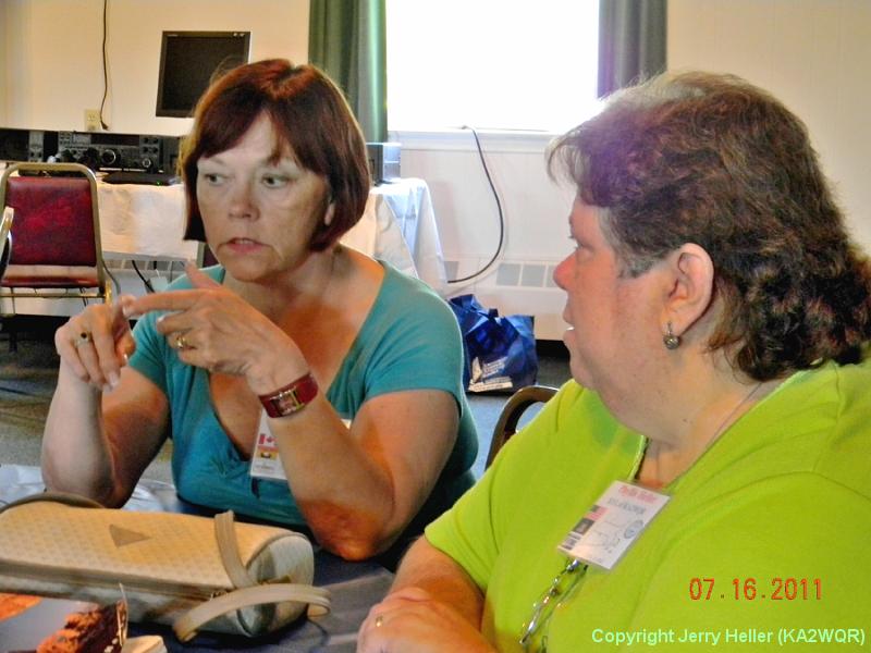 07160012 VE9SX - KA2WQR_XYL.JPG